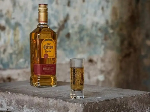TEQUILA JOSE CUERVO ESPECIAL GOLD 750ML