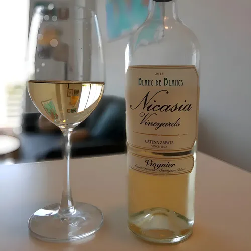 NICASIA VINEYARDS BLANC DE BLANCS 750ML - B. ESMERALDA
