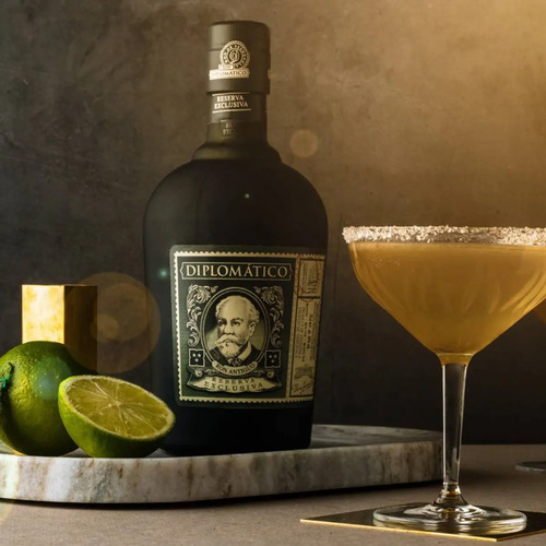 RON DIPLOMATICO RESERVA EXCLUSIVA ESTUCHE LATA 700ML